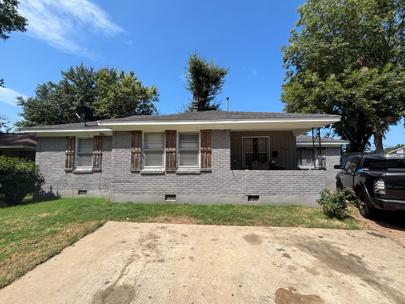1277 Dogwood Dr, Memphis, TN 38111