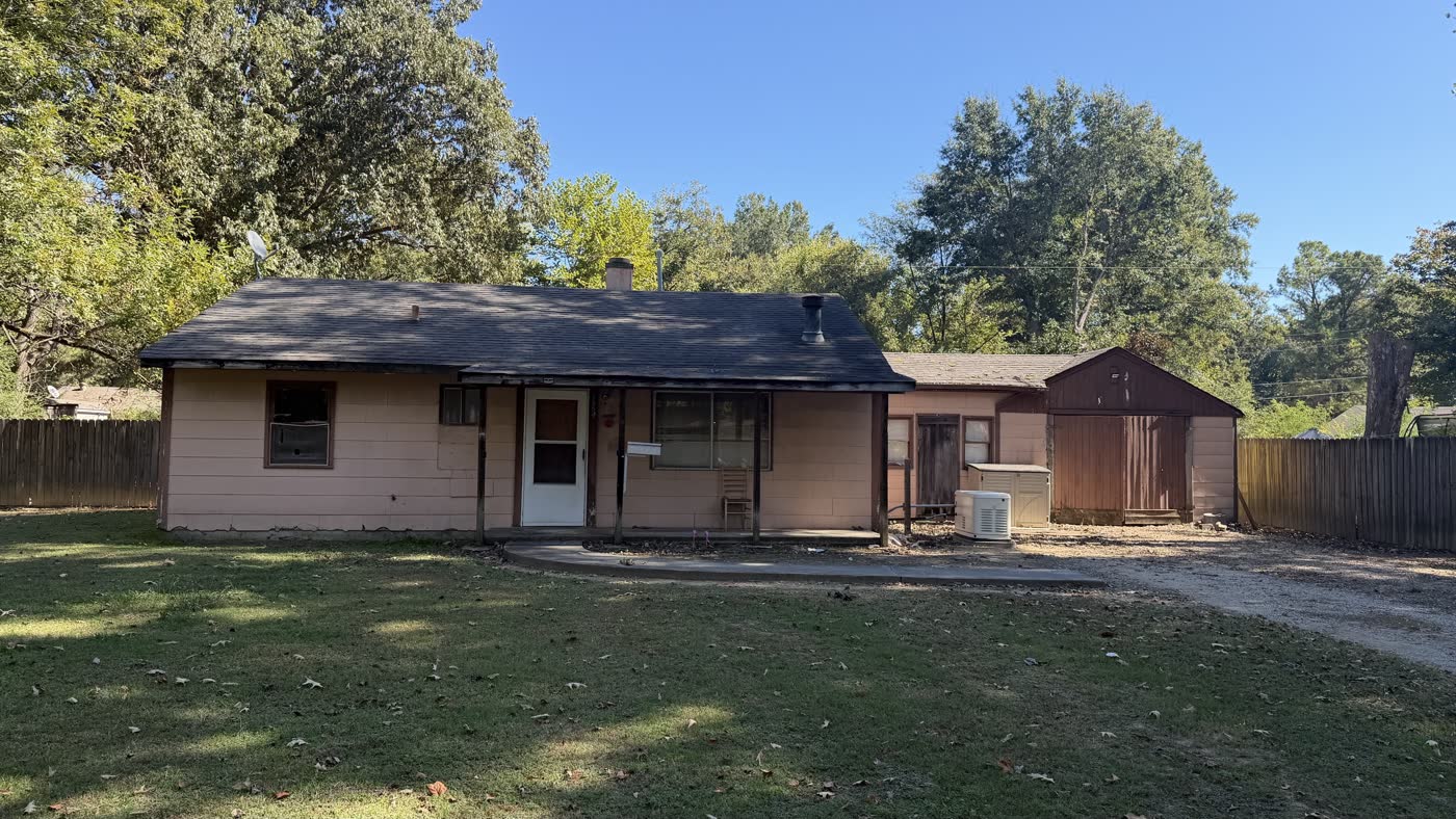 7854 Commodore Rd, Millington, TN 38053