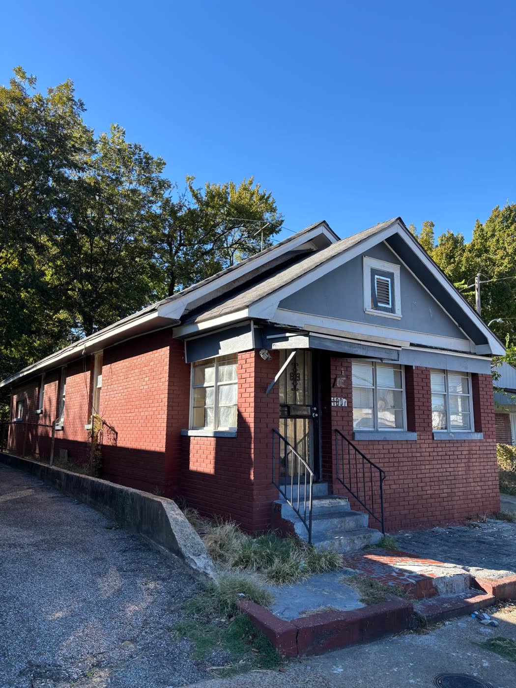 1097 Springdale St, Memphis, TN 38108